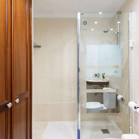 Centric 2br Flat 5 Min Walk To Las Canteras Beach Appartement
