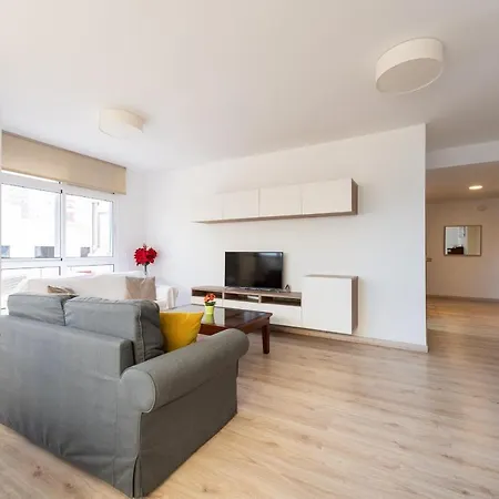 Centric 2br Flat 5 Min Walk To Las Canteras Beach Appartamento *